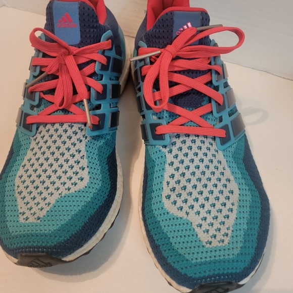 Adidas Ultra Boost AQ4005 - Mineral Green/Red - Picture 2 of 12